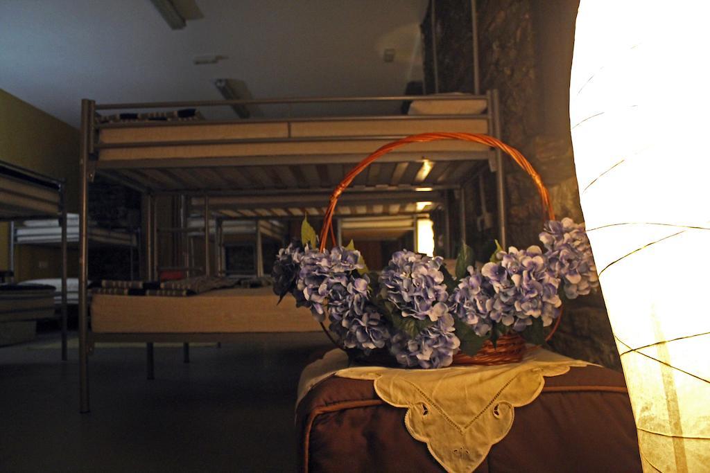 Albergue San Lazaro Sarria Δωμάτιο φωτογραφία