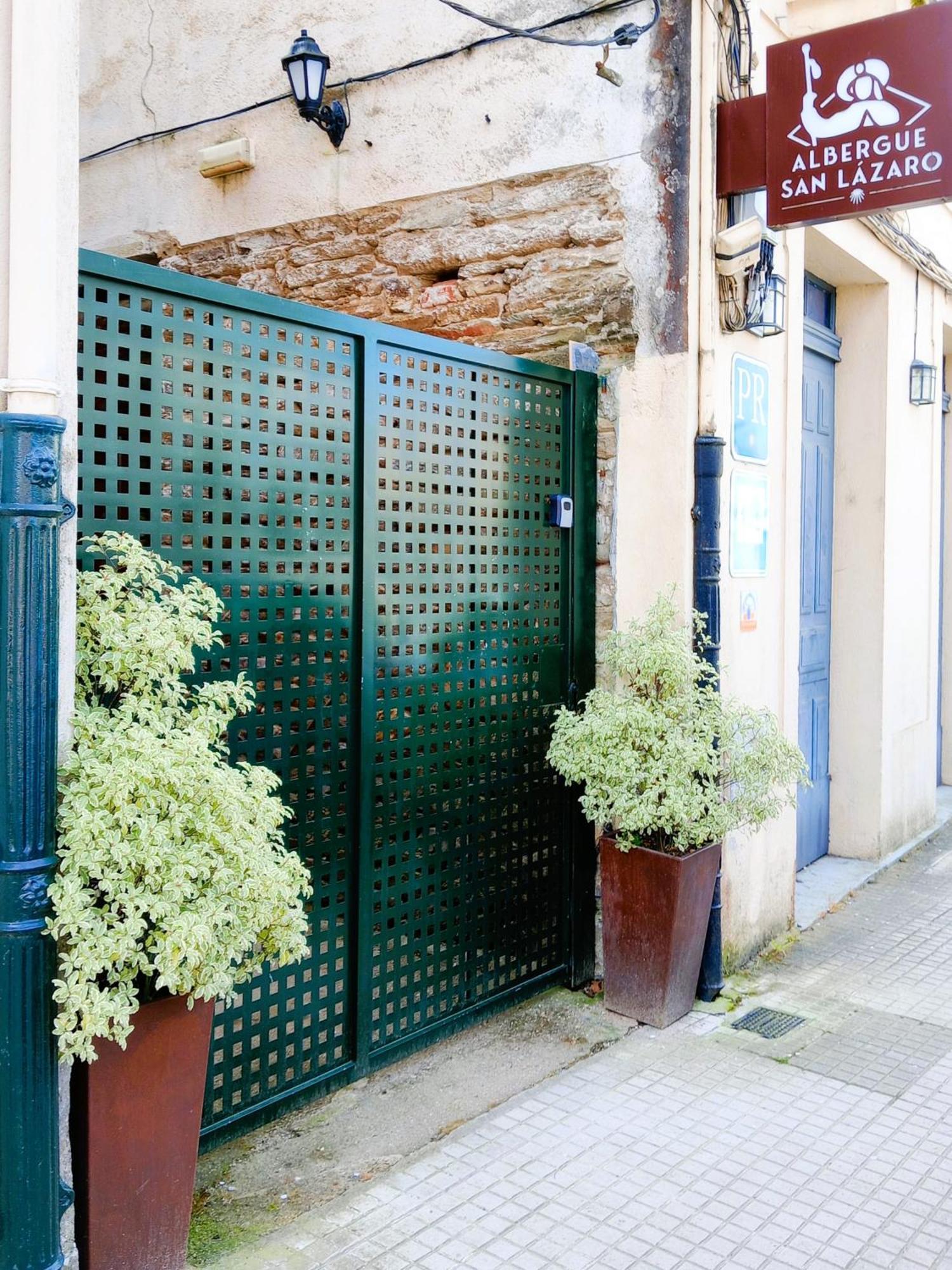 Albergue San Lazaro Sarria Εξωτερικό φωτογραφία